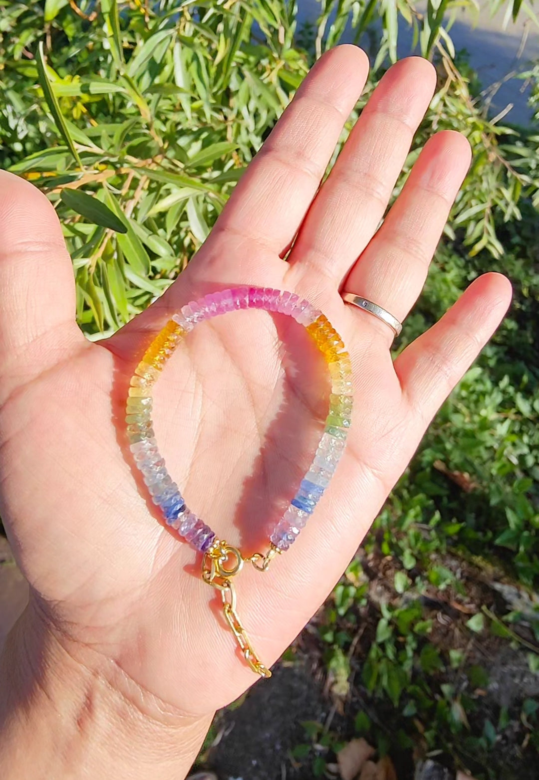 bracelet saphirs multicolores