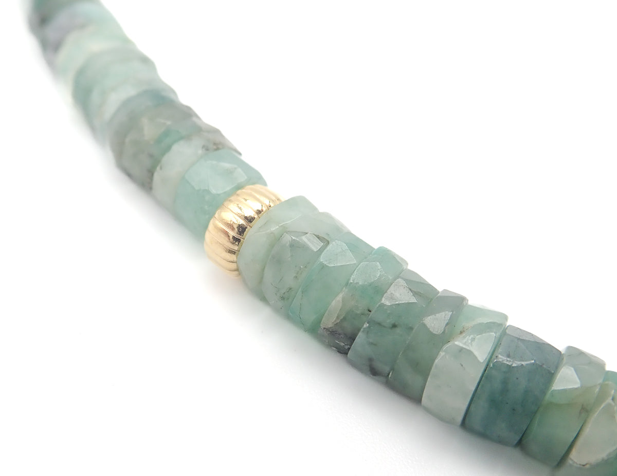 Collier Émeraudes or jaune laminé