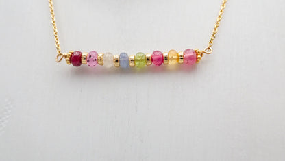 Collier Saphirs / Émeraudes