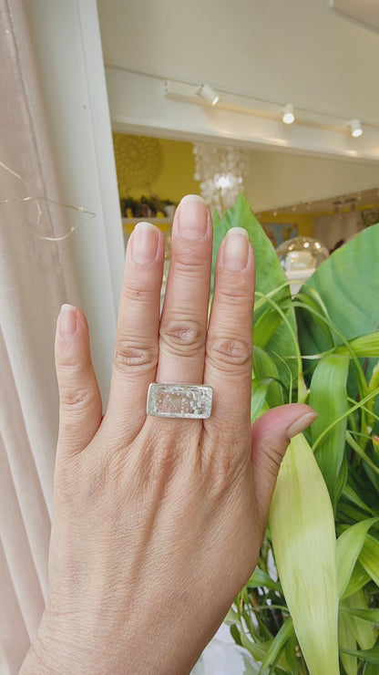 Bague Cristobalite blanche