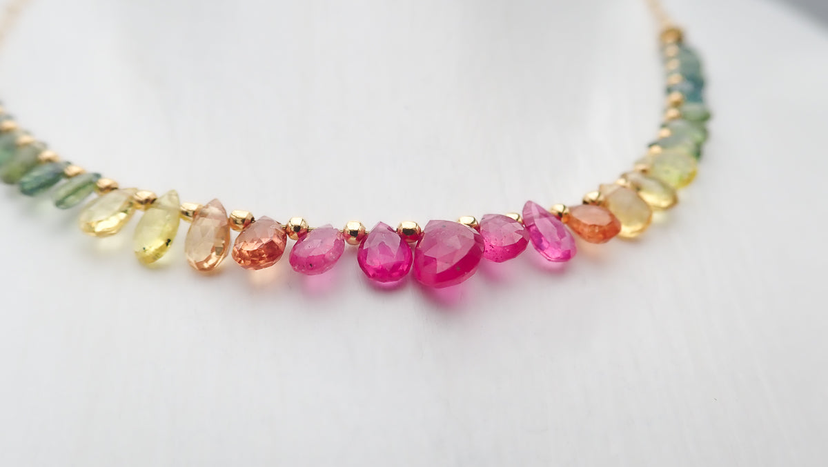 Collier arc-en-ciel large