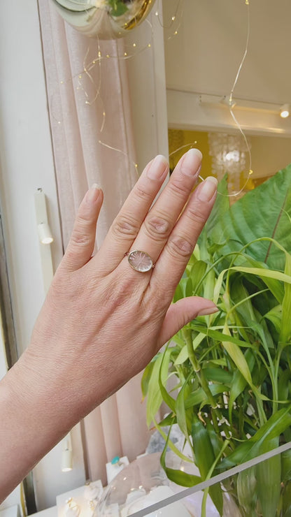 Bague Cristal de roche gravé