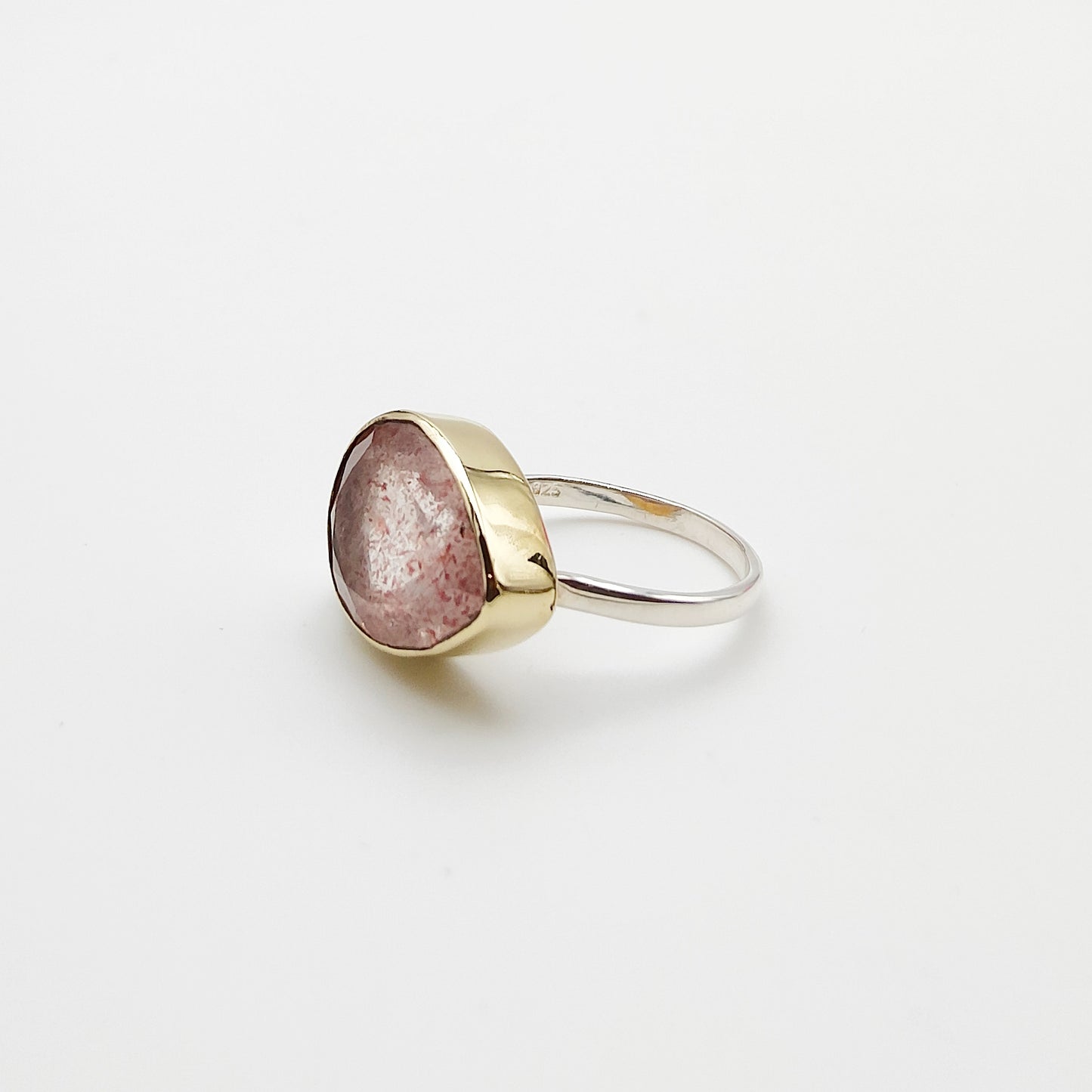 Bague Quartz fraise Facetté - Goutte