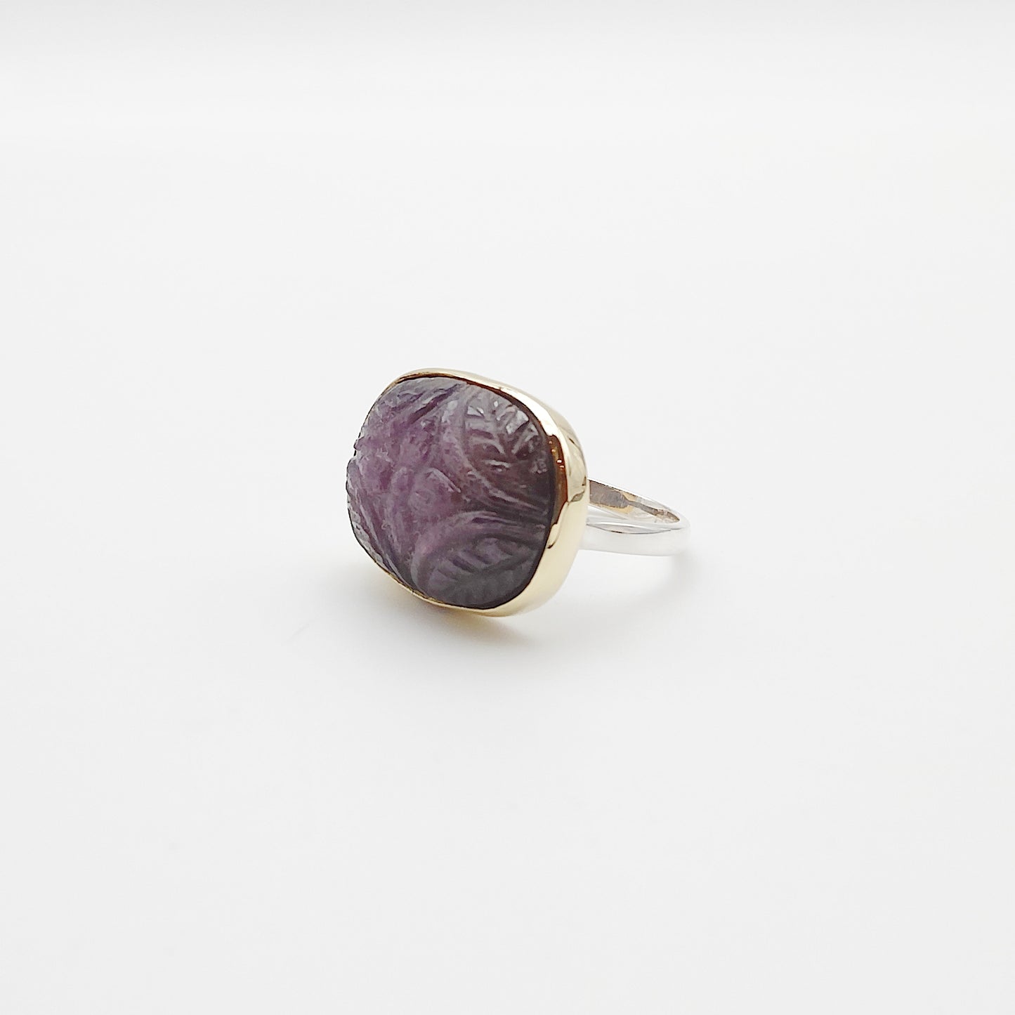 Bague Rubis gravé rectangle